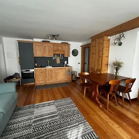 Ca' Pelmo Apartment *